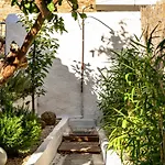 Дом отдыха Tiny Smart House Kefalonia